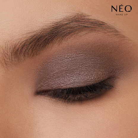 Intense Serum Comfort Loose Eyeshadow 06